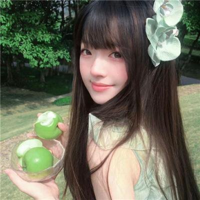 伴游女王